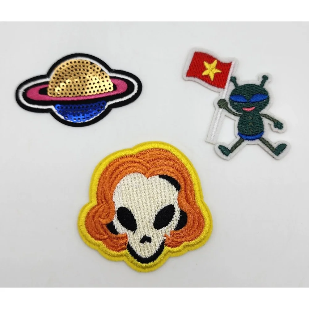 LOT‎ OF 3 ALIEN SPACE PATCHES